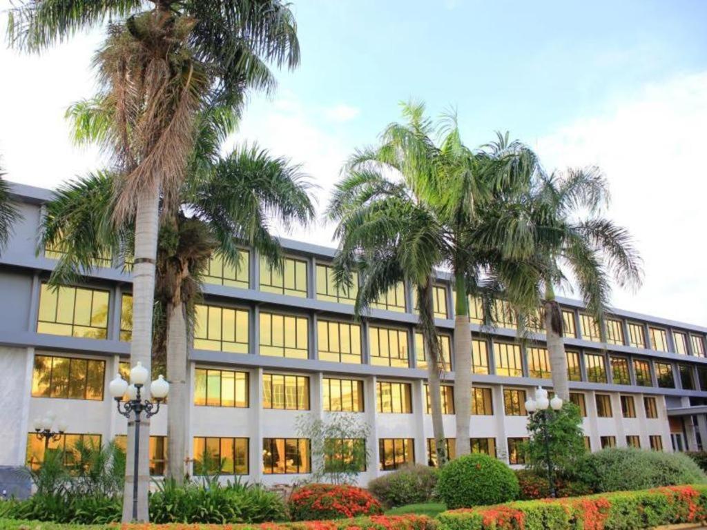 Holiday Poipet Exterior foto