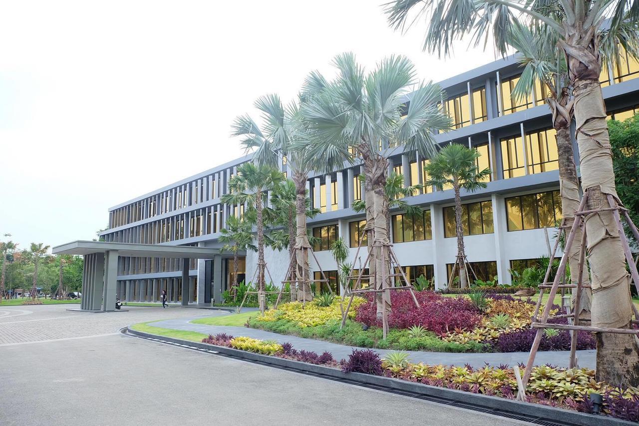 Holiday Poipet Exterior foto